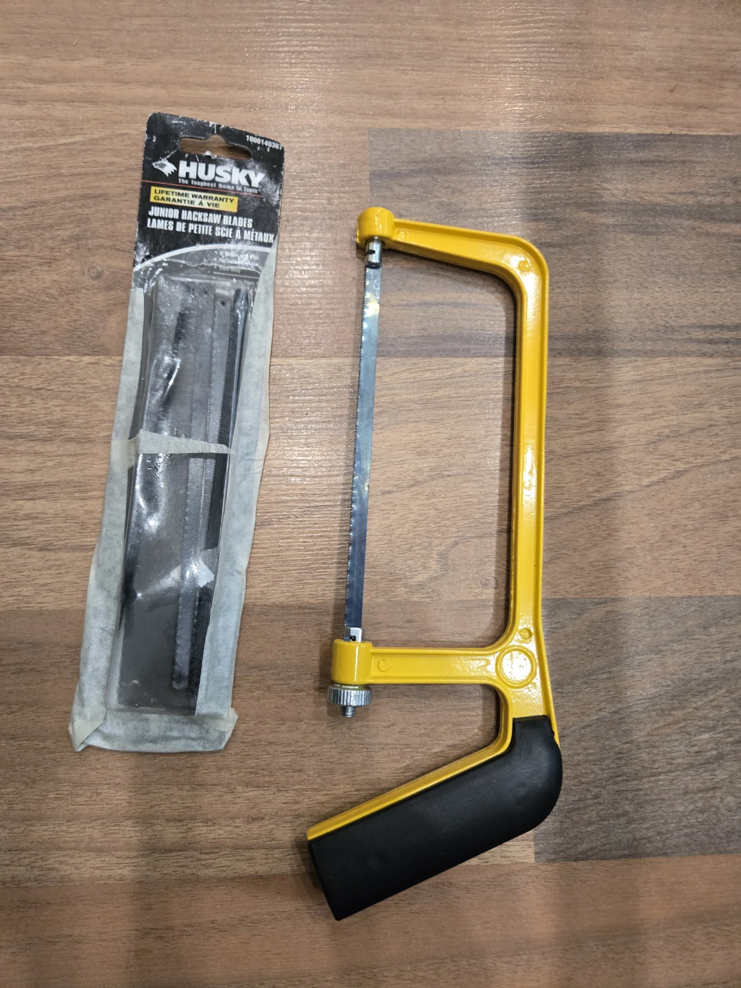 10"  Junior Hacksaw with 4pc  Blades