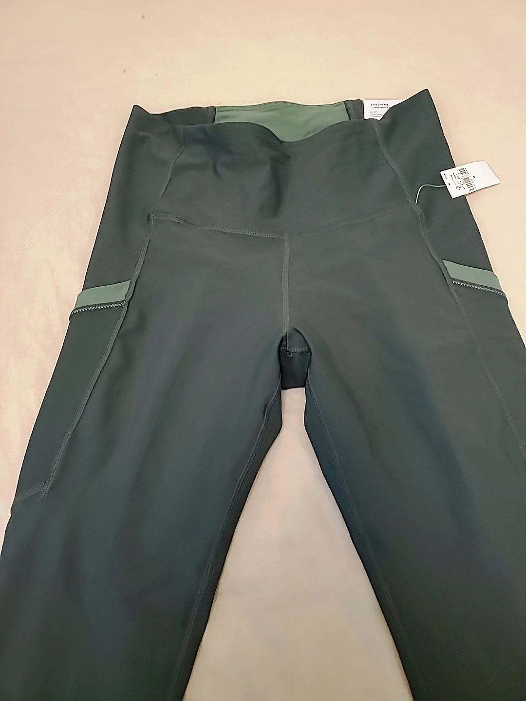 Old Navy Powersoft High-Rise 7/8 Leggings, Medium - photo 2