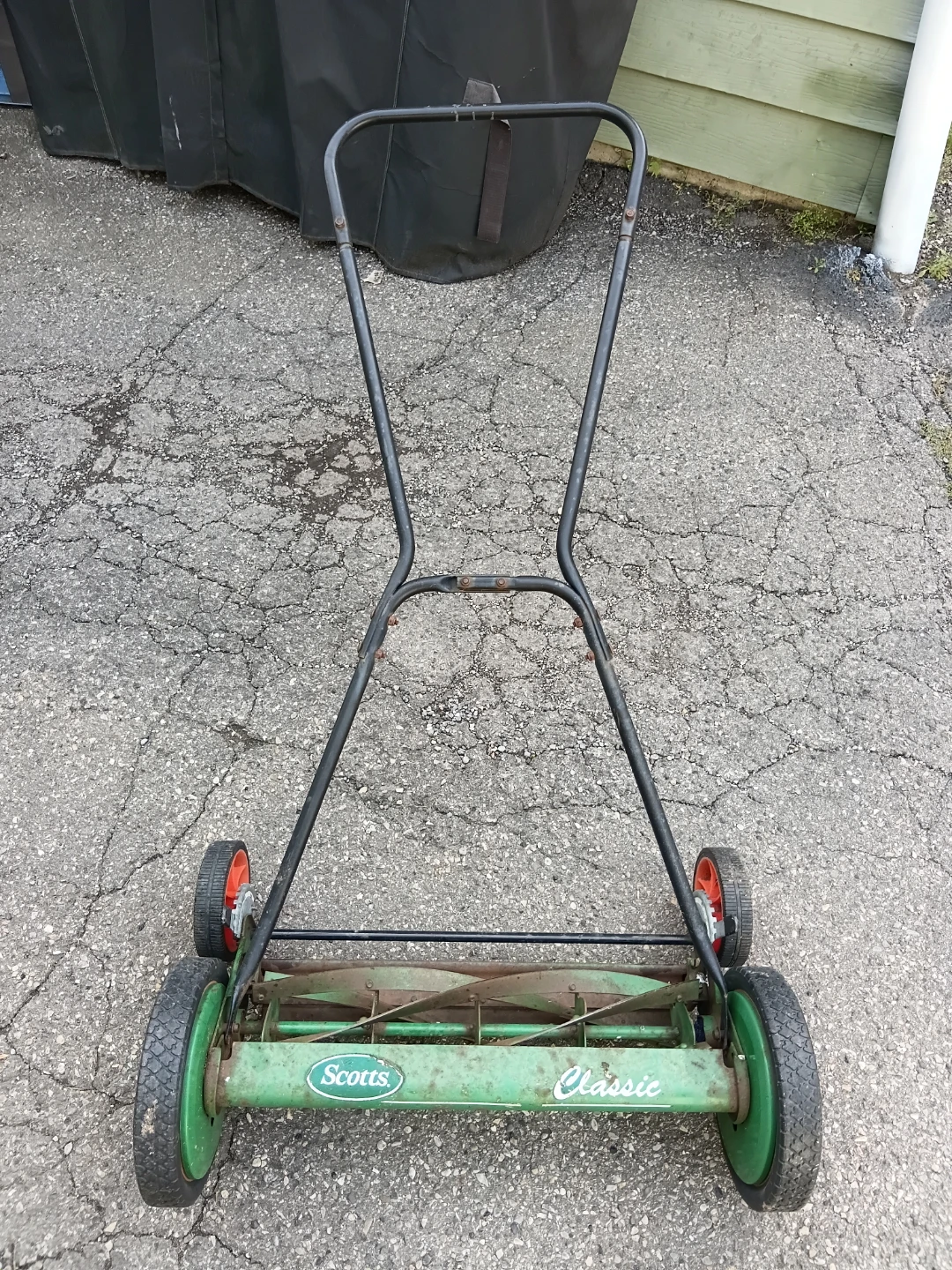 Scotts Classic Push Reel Lawn Mower - photo 2