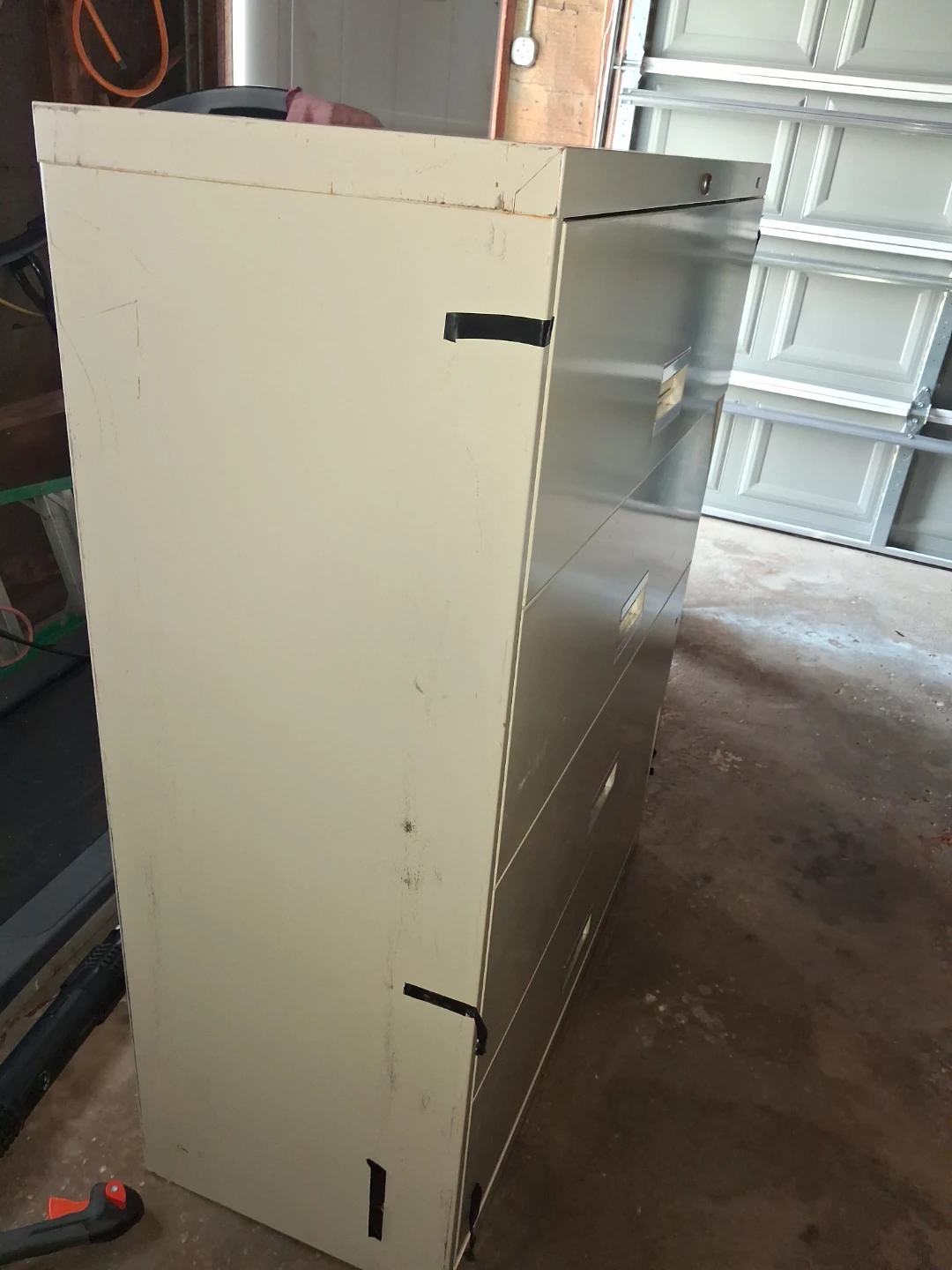 Filing cabinet - photo 2