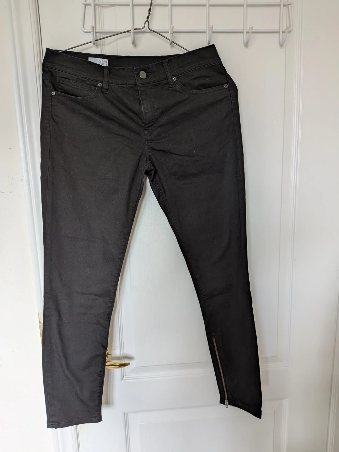 🏈Gap 1969 Legging Jeans Black Size 29/8