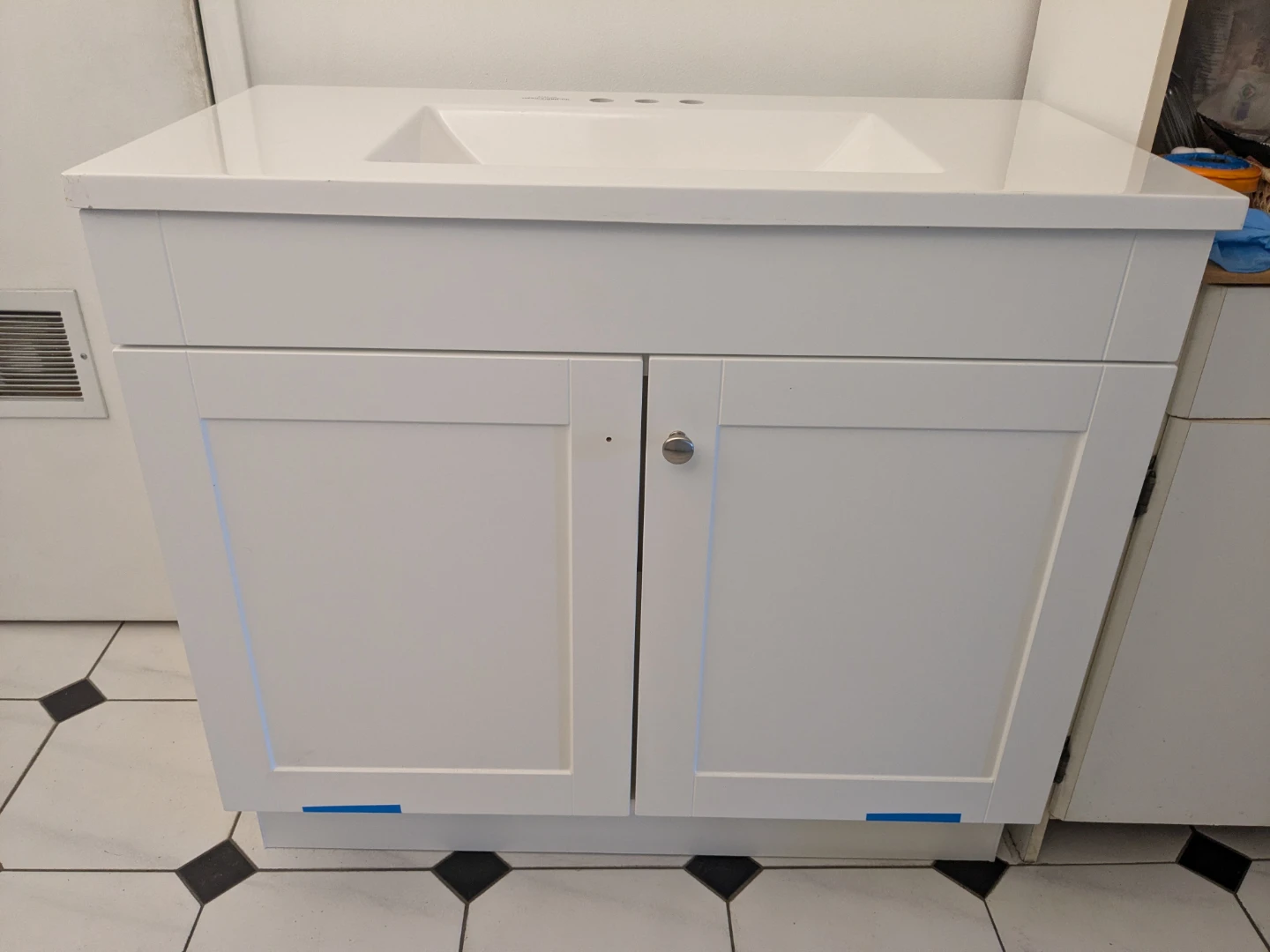 New bathroom vanity set with sink - photo 3