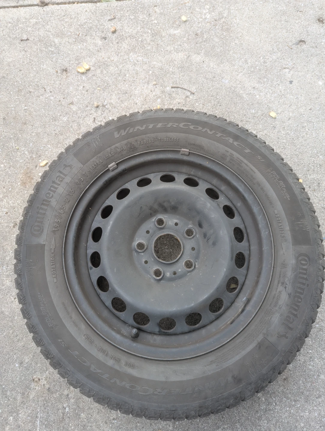 4 Continental WinterContact with steel rims
