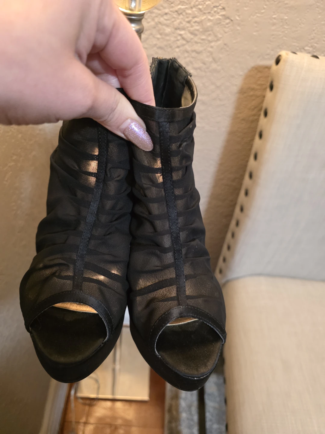 Chinese Laundry black peep-toe heels - photo 2