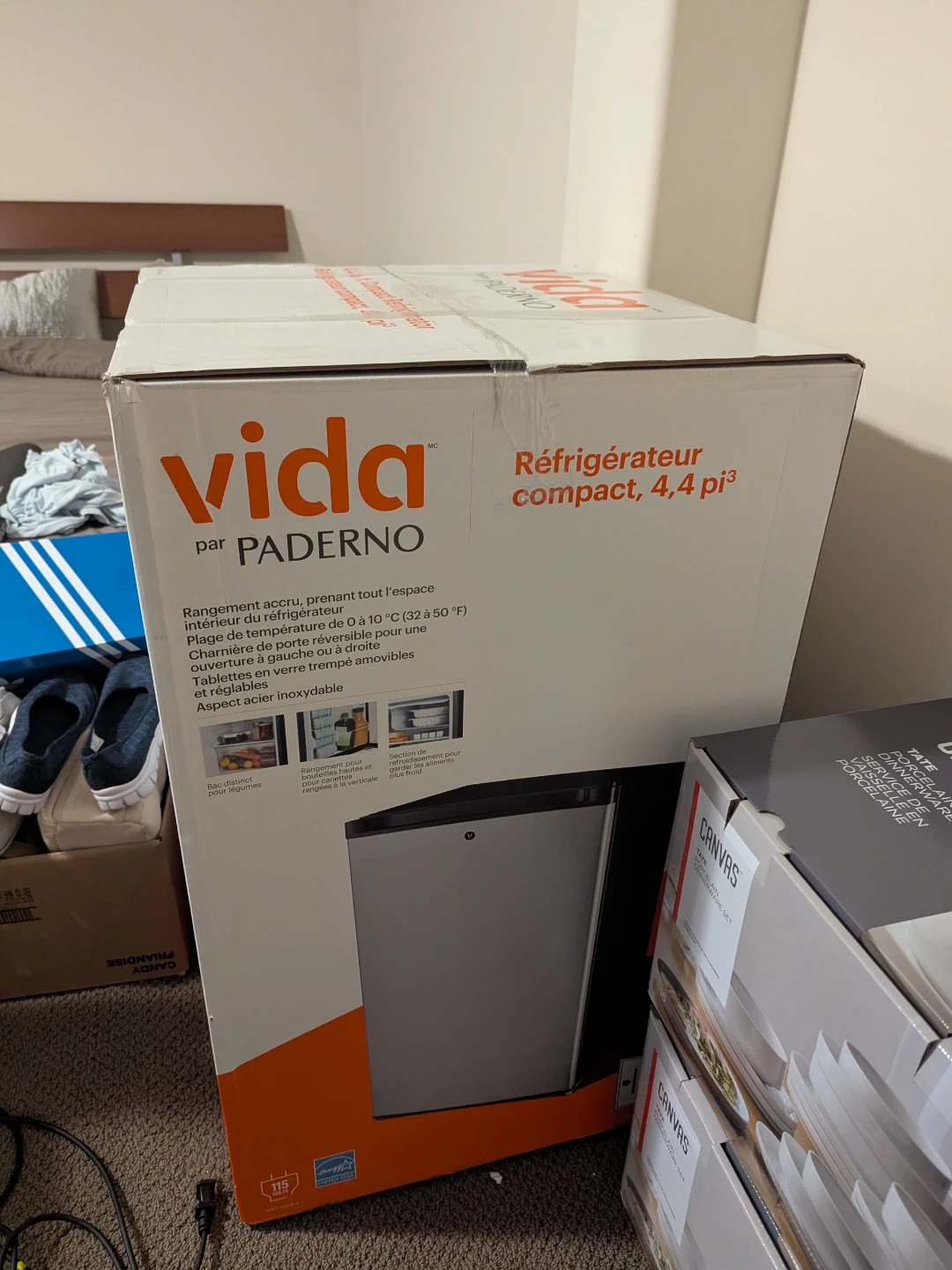 Vida by Paderno 4.4 cu. ft. Compact Refrigerator - photo 2