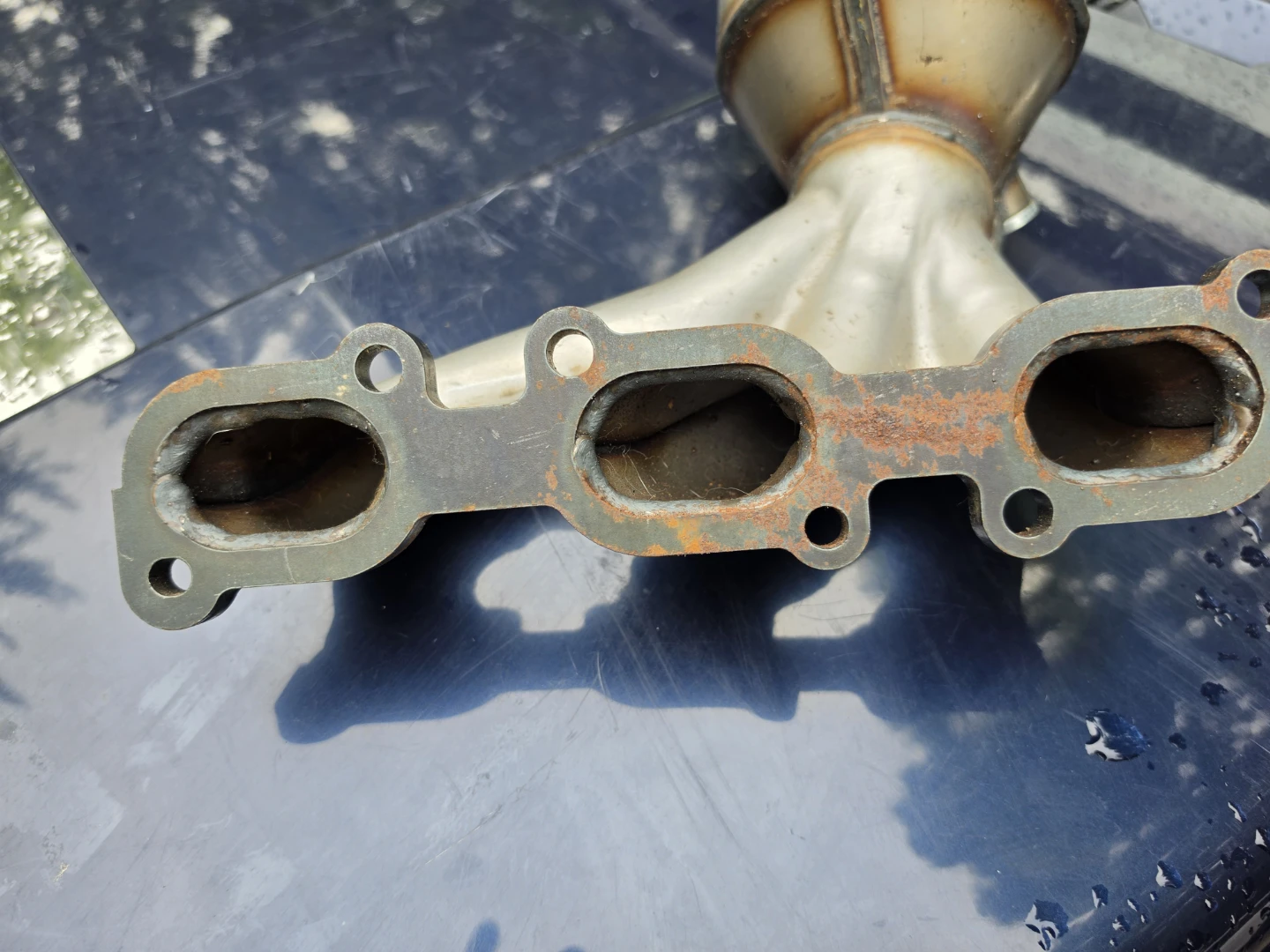 Replacement Exhaust Manifold with Catalytic Converter - photo 2