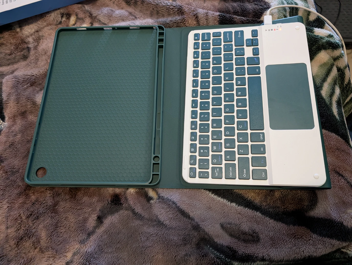 Samsung Galaxy Tablet Keyboard Case - photo 3