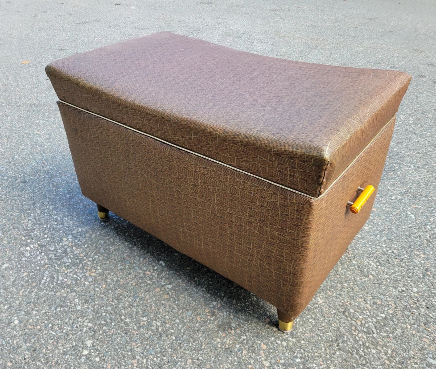 Vintage MCM Storage Ottoman / Footstool Bench – Brass Legs - photo 2