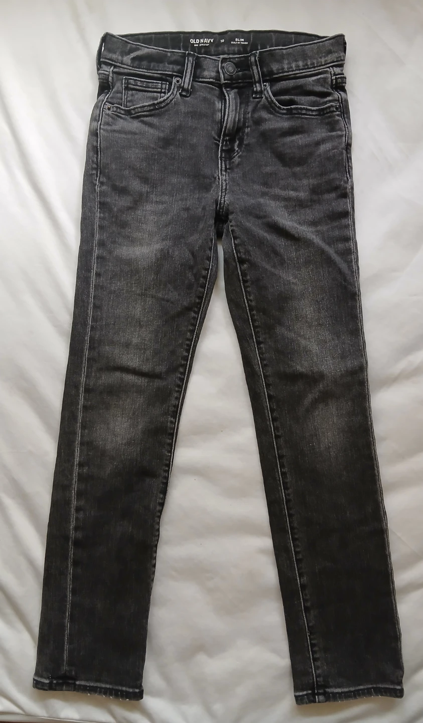 4 Pairs of Old Navy Slim Jeans