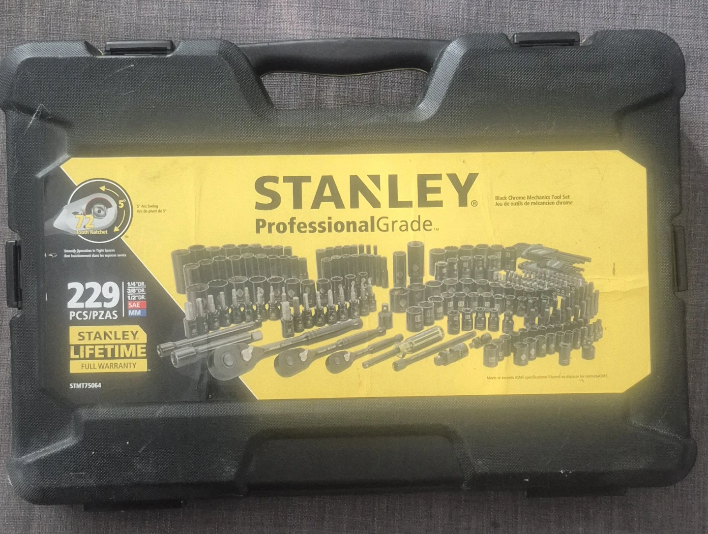 Stanley Professional Grade 229 Piece Mechanics Tool Set