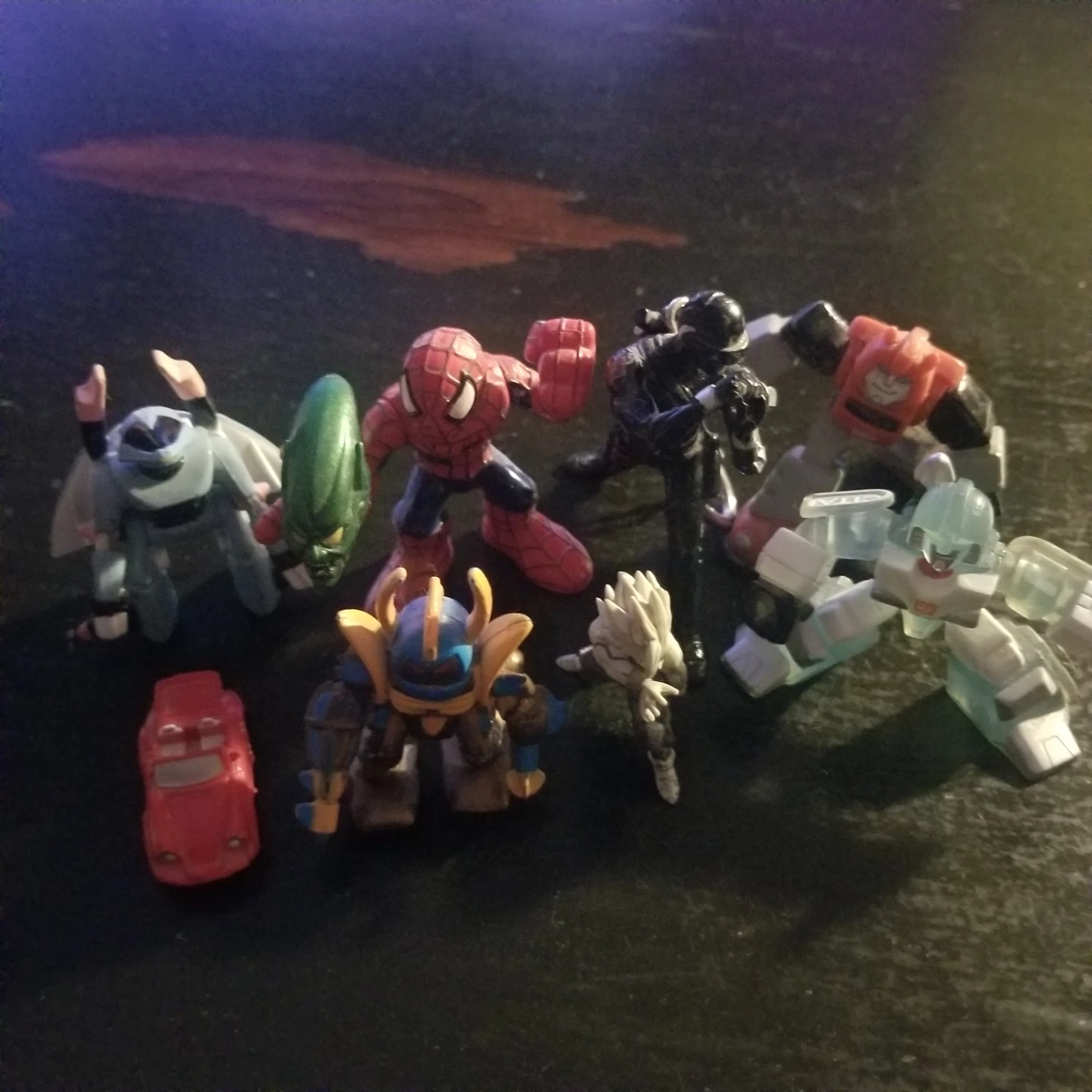 Assorted Action Figure Toy Lot - photo 2