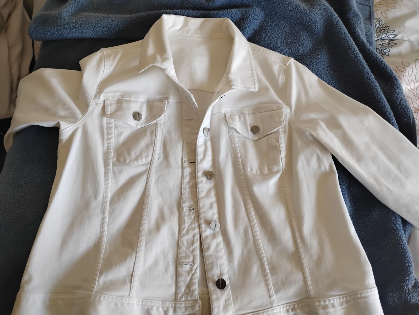 White Denim Jacket size L - photo 2