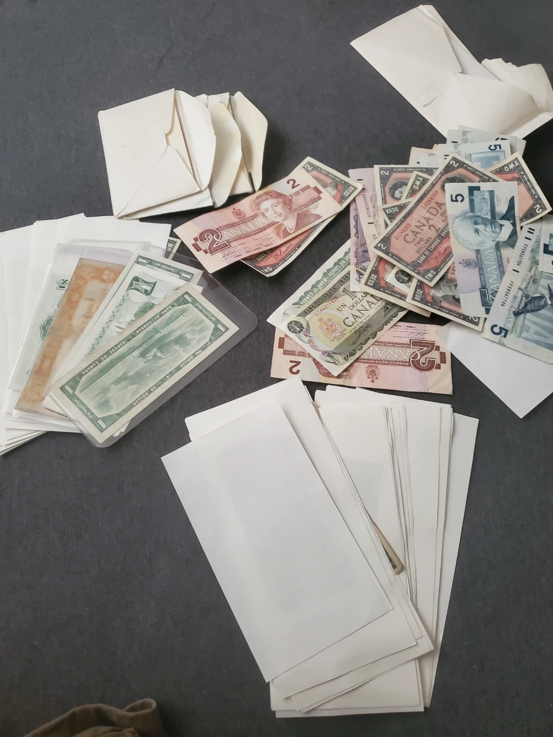 Collection of Vintage Canadian Banknotes - photo 5