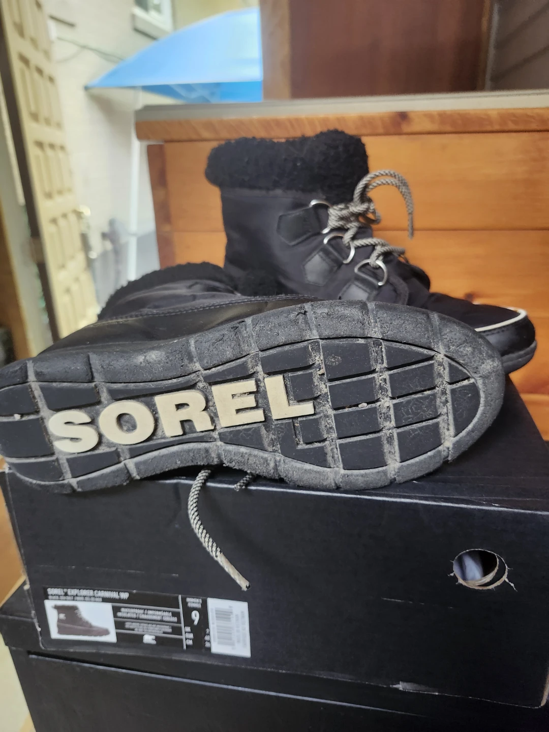 Sorel Explorer Women's Winter Boots size 9 - photo 3