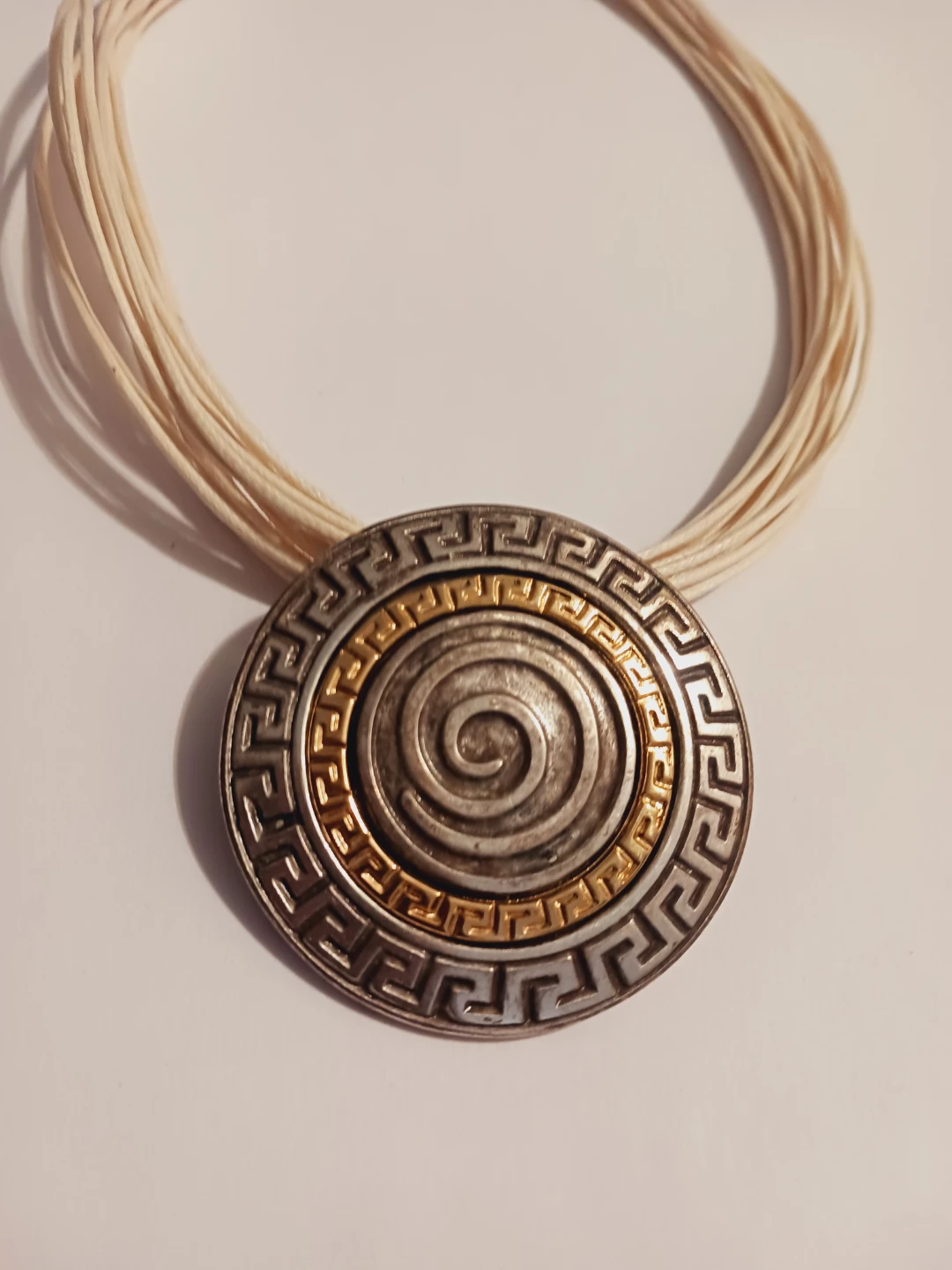Gorgeos Greek Key Hellas Spiral Pendant Necklace - photo 3