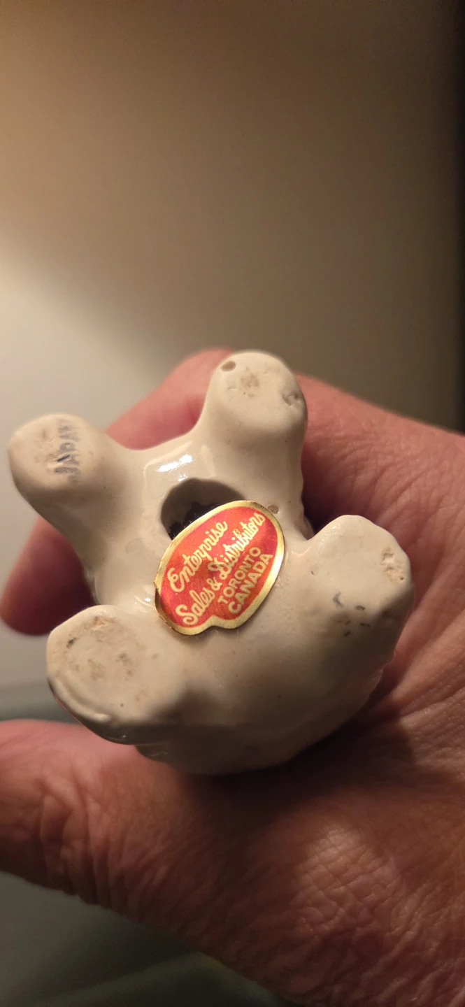 Vintage Ceramic Puppy Figurine with Fur Detail - photo 2