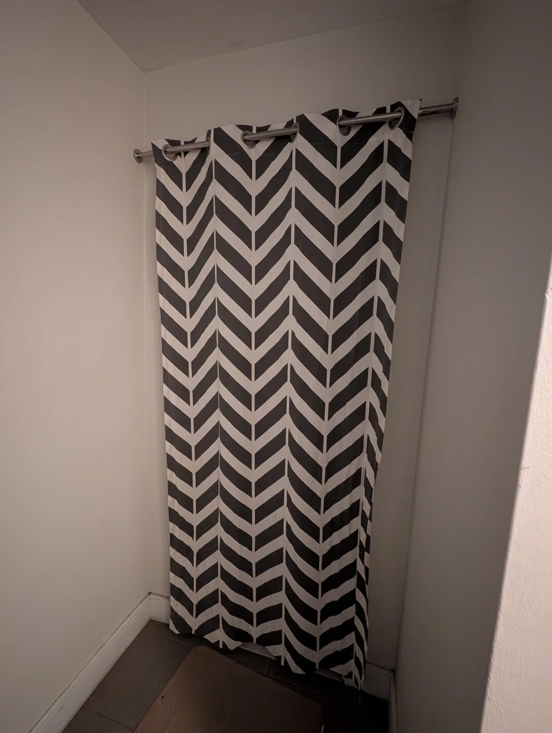 Chevron Patter Curtain with Pressure Rod.