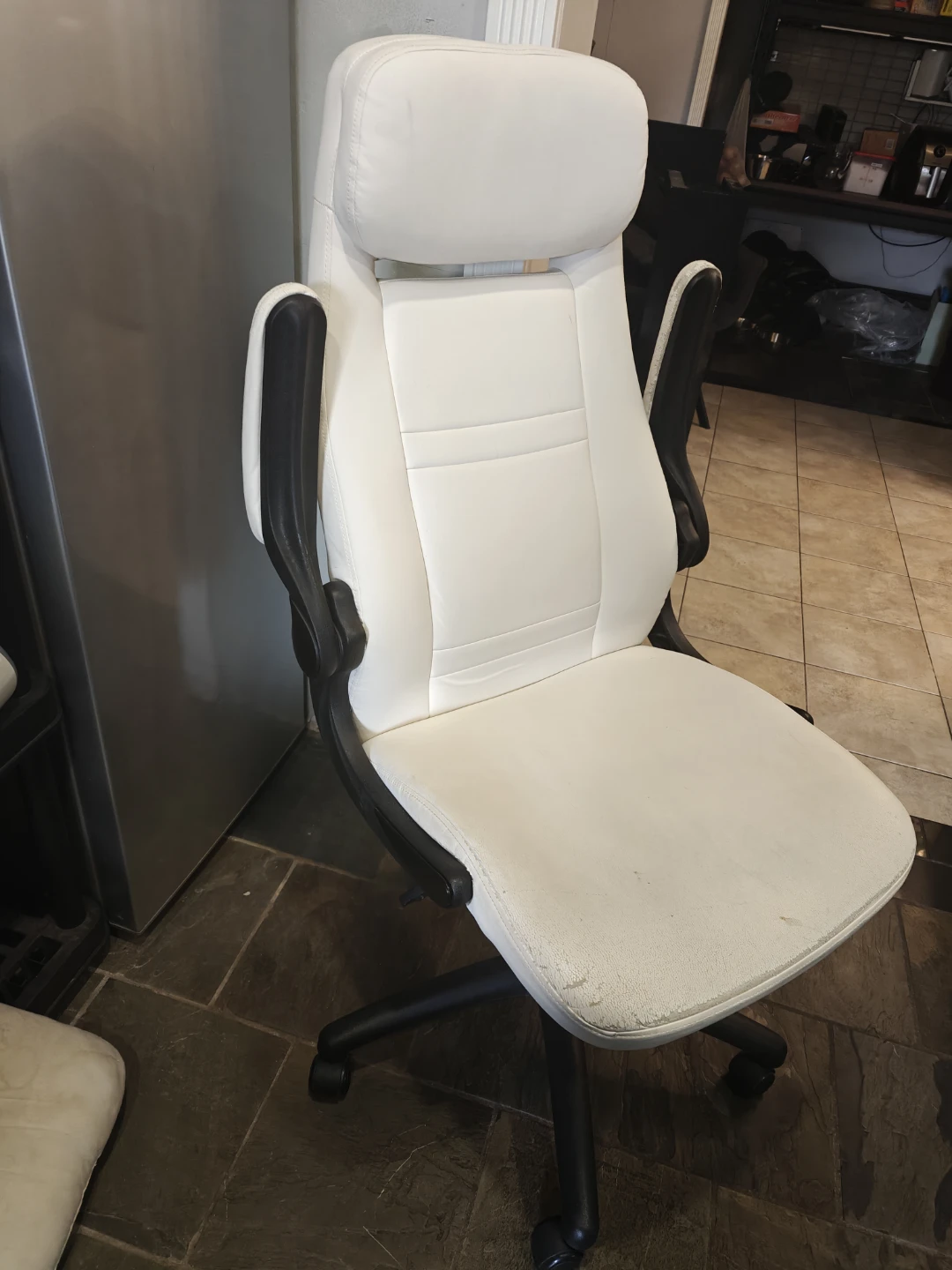 White Office Chair with Flip-Up Armrests - photo 3