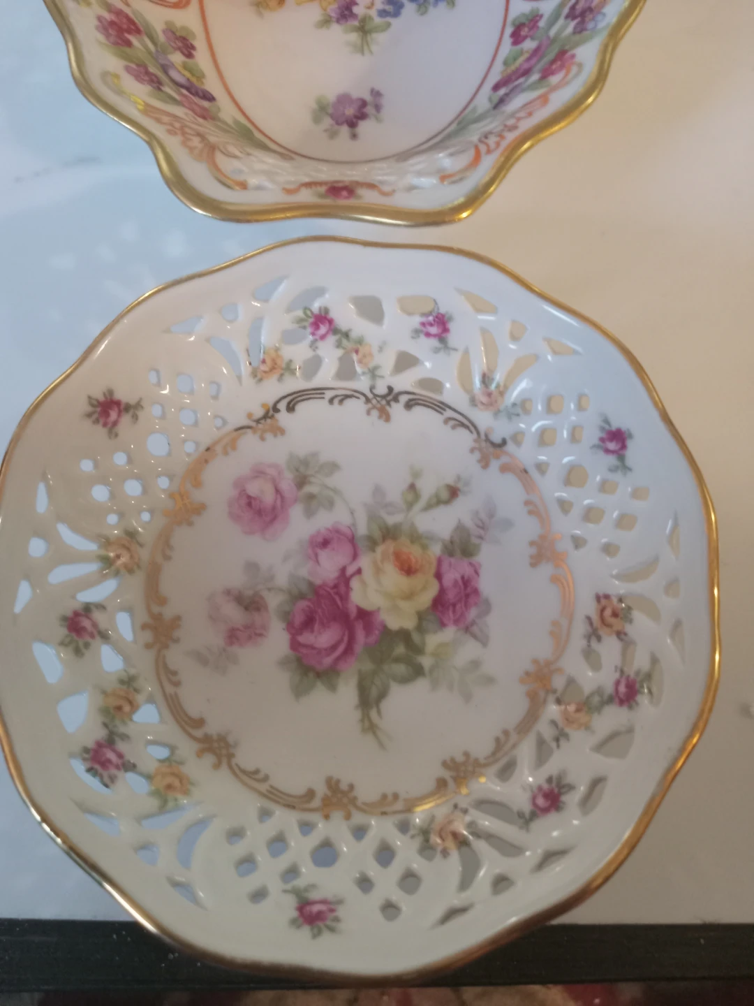 Set of Two Vintage Floral Lattice Dishes - photo 5