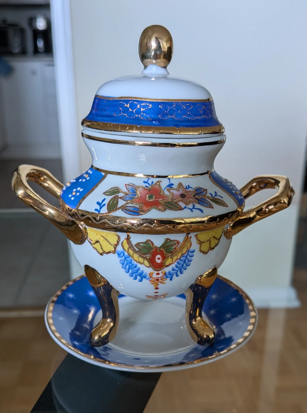 Adam Gold Collection Fine Royal Porcelain Covered Jar