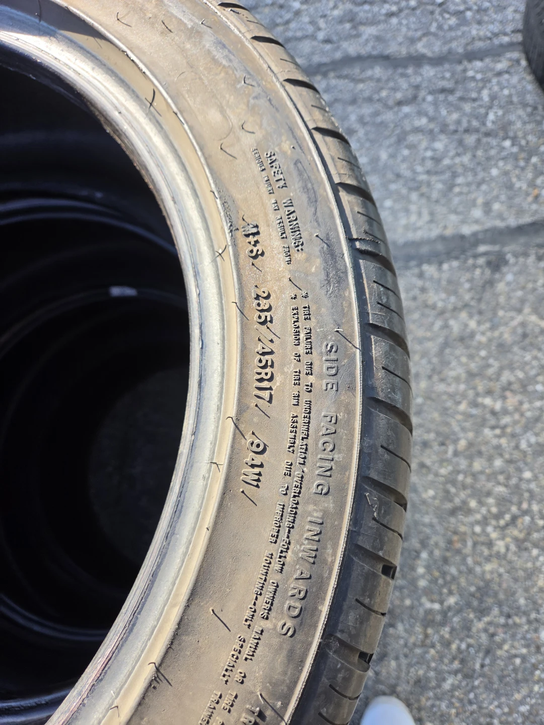 Goodyear Eagle Sport  235/45R17 - photo 4
