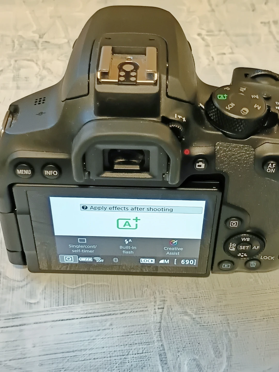 Canon EOS Rebel T8i with 18-55mm Lens - photo 2