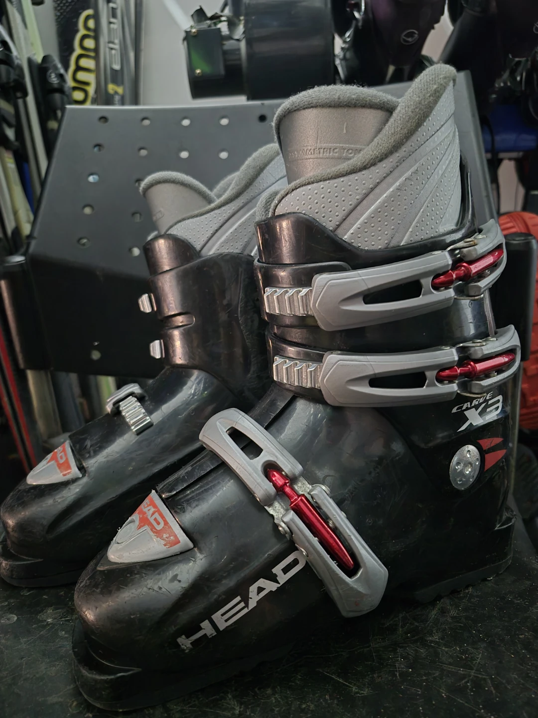 HEAD CARVE X3 Ski Boots. Youth 230mm
