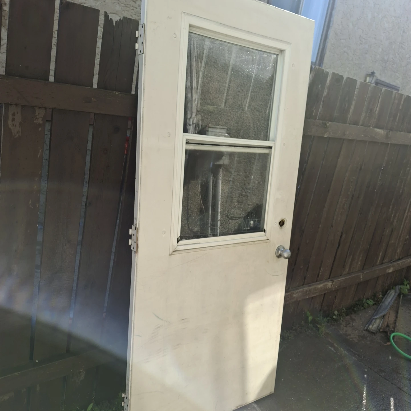 White exterior door with window *defect * - photo 2