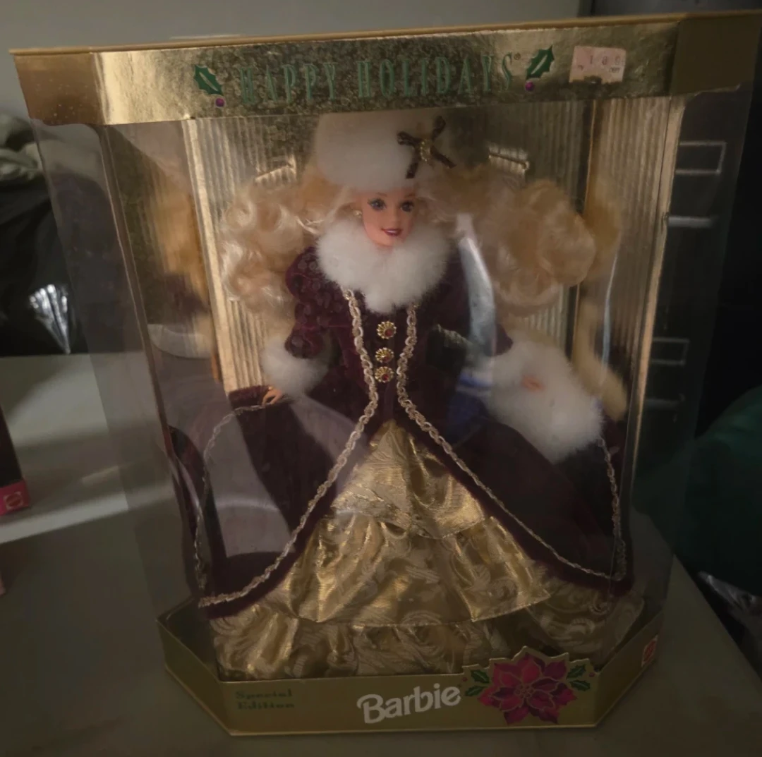 Barbie Special Edition Happy Holidays Doll - photo 3