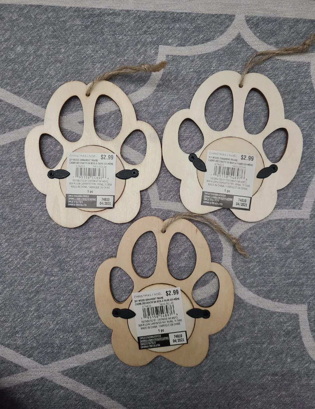 DIY Wood Ornament Frame x 3 🏈 - photo 2