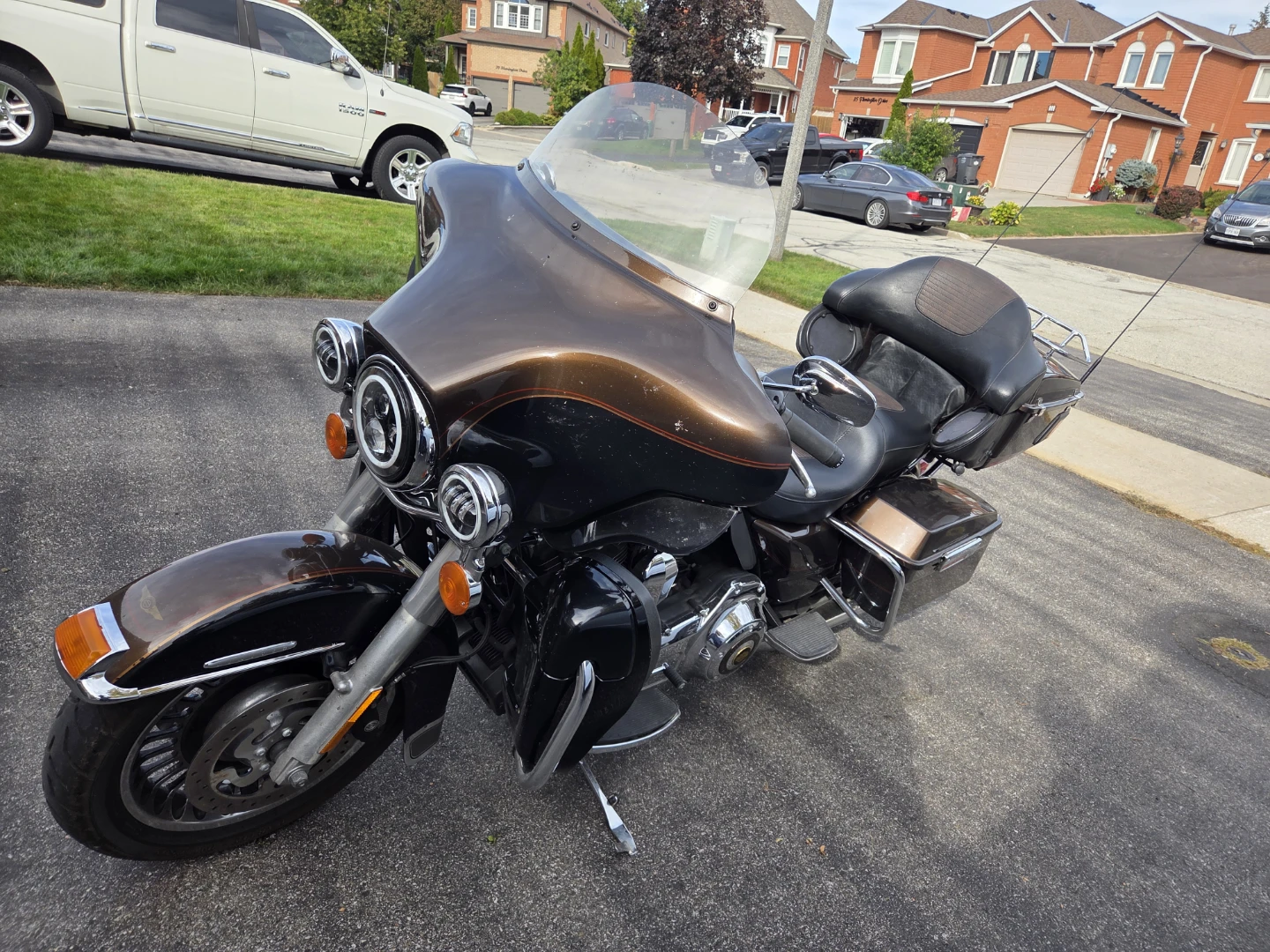 Harley-Davidson Touring Motorcycle - photo 3