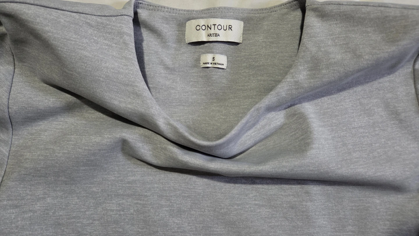Aritzia Contour Crew Neck Crop Top - photo 2