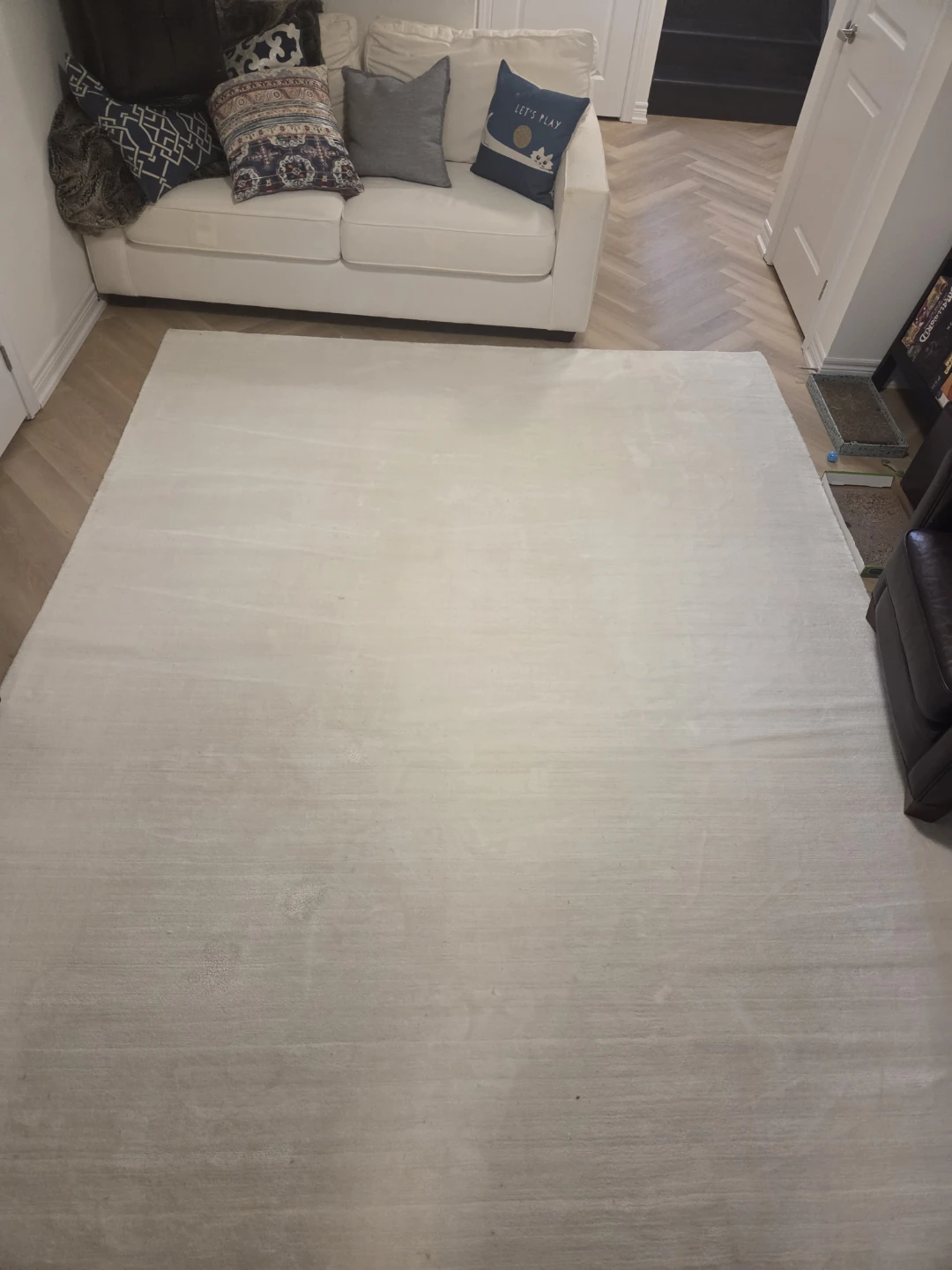CB2 Leonore Handloomed Warm White Wool Area Rug 8'x10' - photo 2