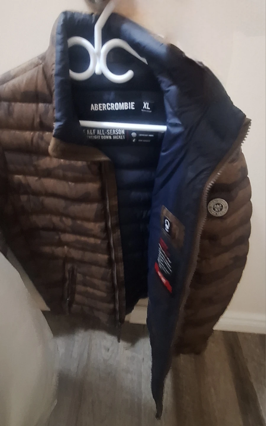 Abercrombie & Fitch All-Season Lightweight Down Jacket - photo 4