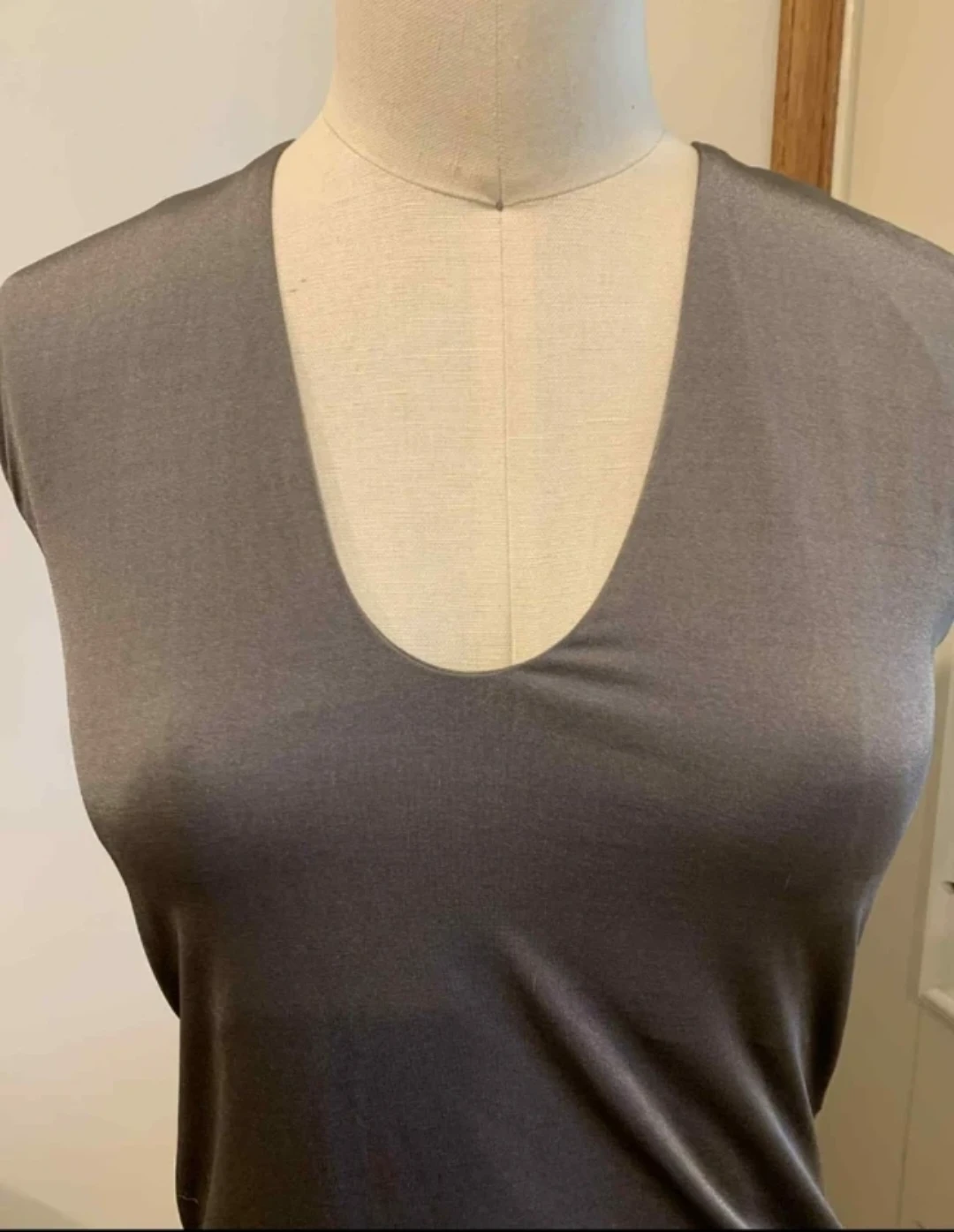 Grey Cap Sleeve Bodysuit Size Med - photo 2