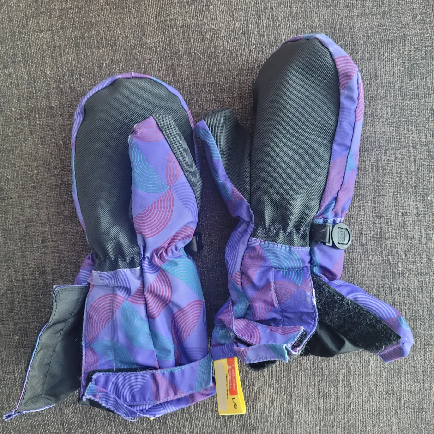 Kombi Children's Mittens Size L/G - photo 2