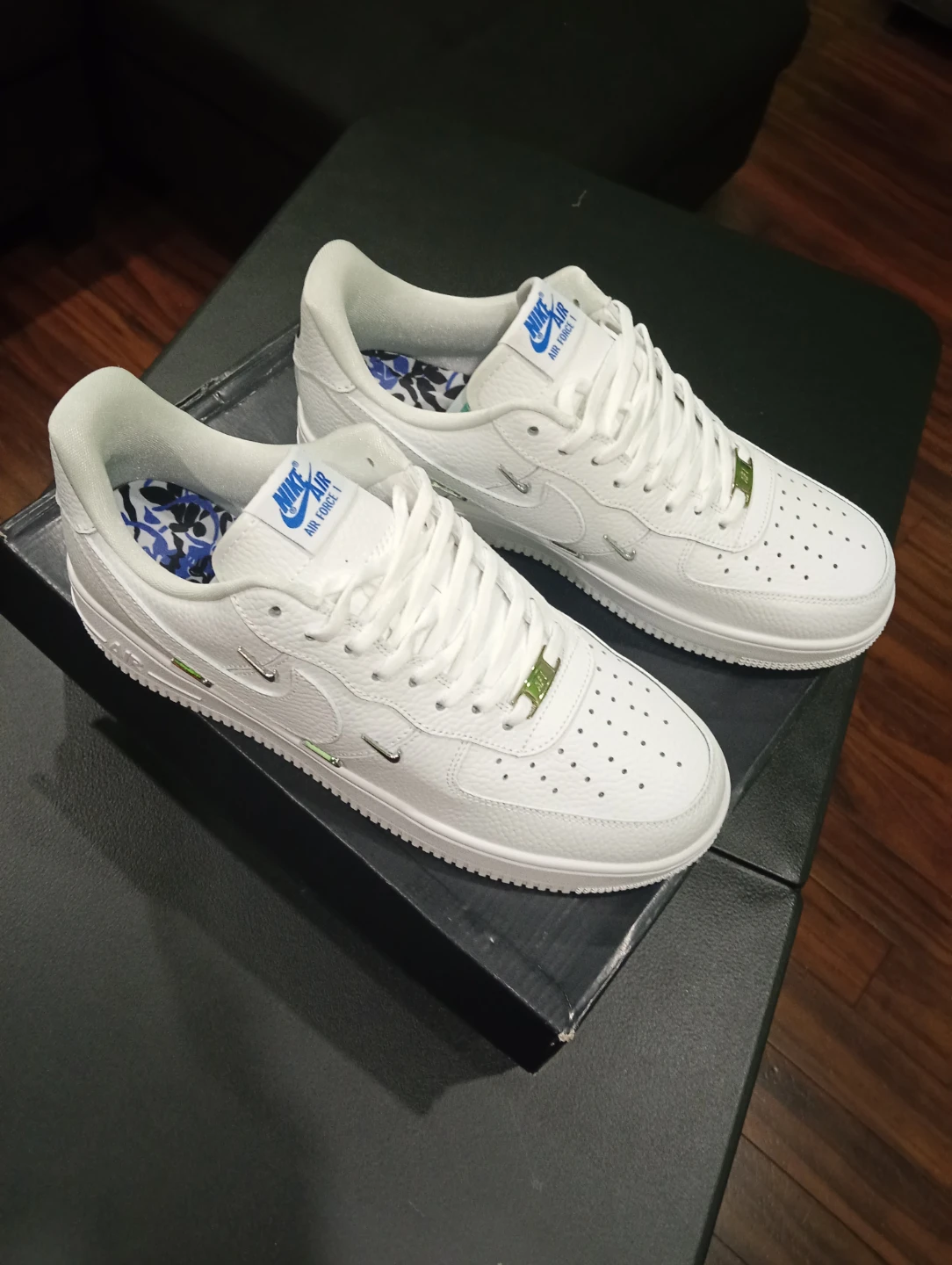 Nike Air Force 1 Sneakers men's size 9 and 10 - photo 4