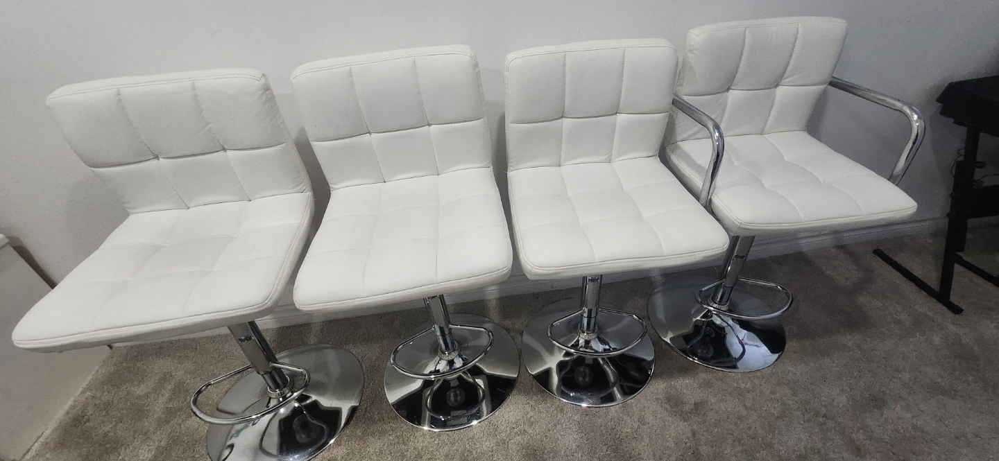 Set of 4 White Adjustable Bar Stools
