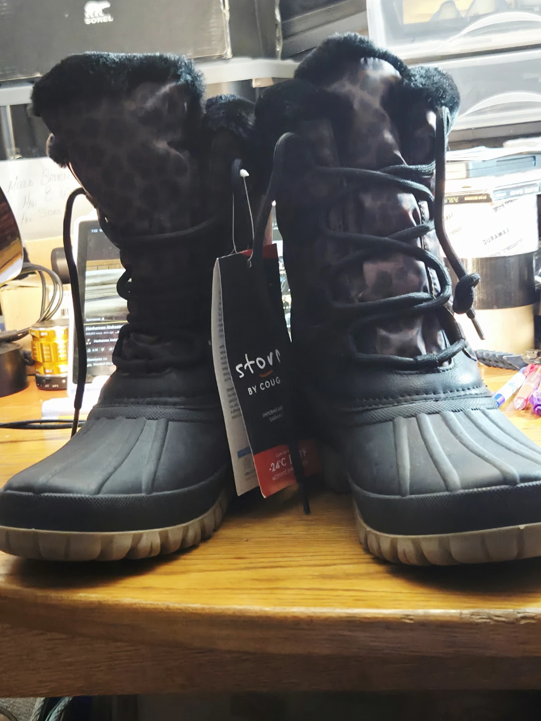Brand new snow boots - photo 5