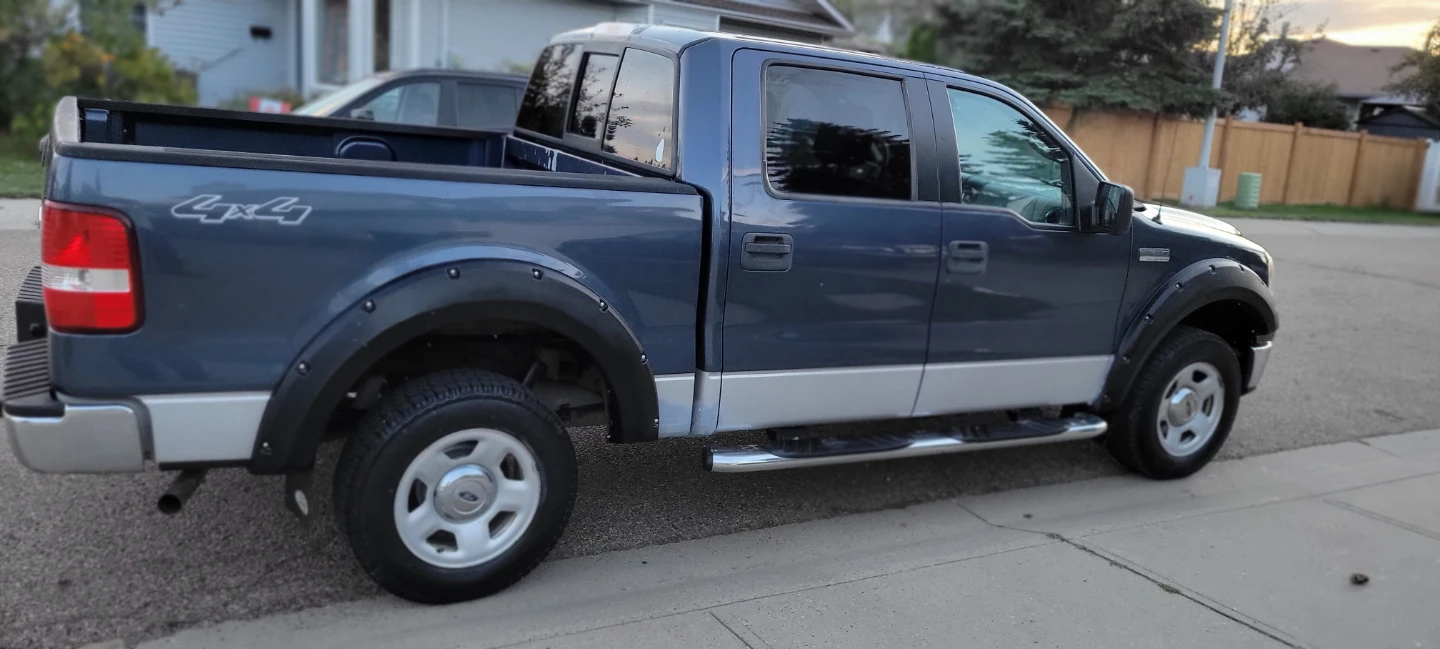 Ford F-150 Super Crew Cab XLT - photo 3