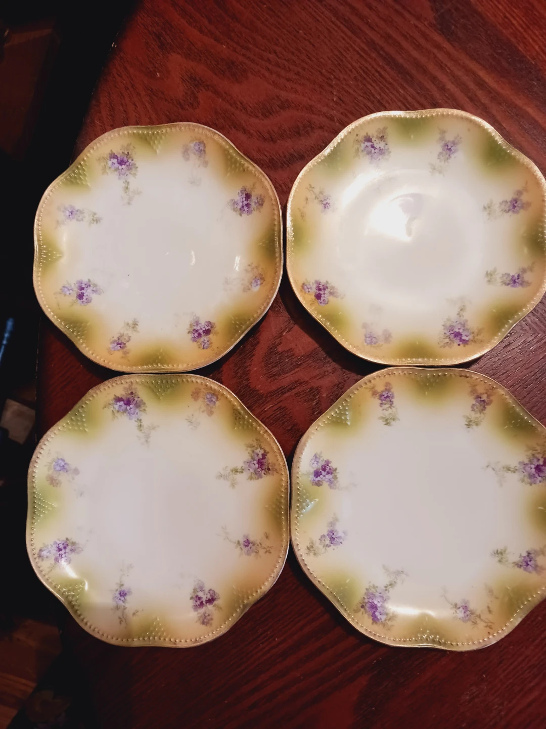 Set of 4 Antique 1890s Austrian 22K Gold Rim Porcelain Plates - photo 2