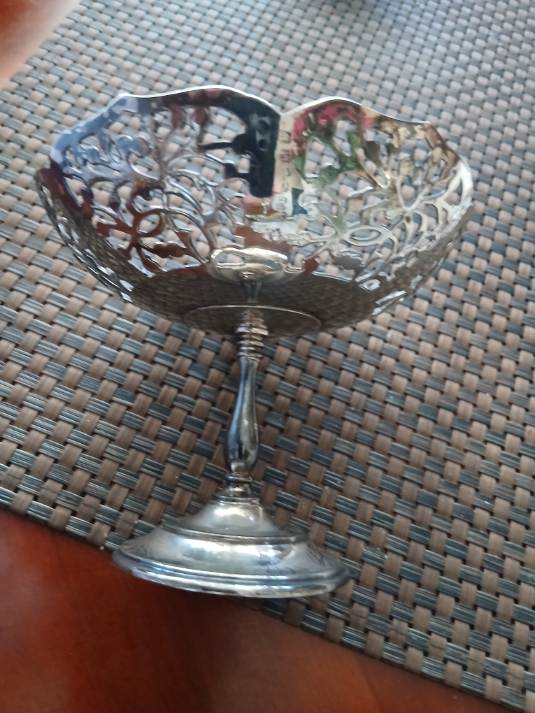 Silver-plated pedestal candy dish