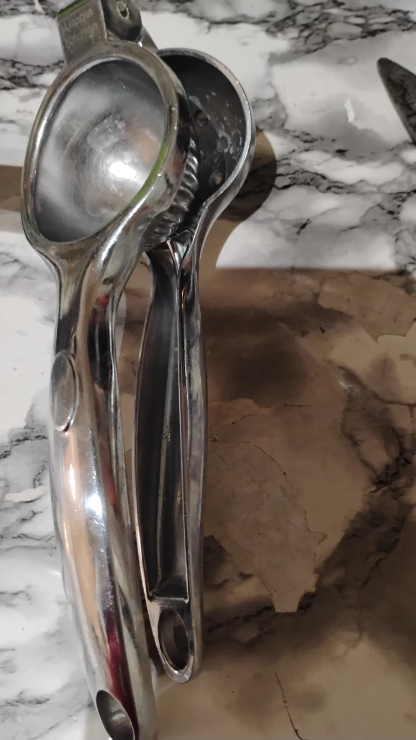 Utopia Kitchen Lemon Squeezer price firm