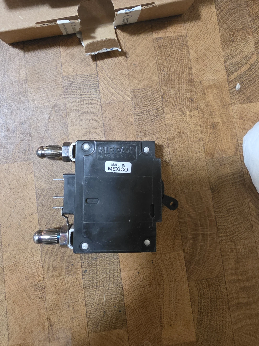 Airpax LELK1-1REC4-30326-15 Circuit Breaker - photo 2