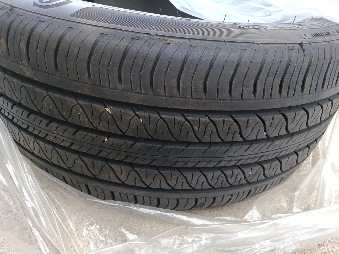 Set of 4 Continental ProContact RX Tires 255/45R19