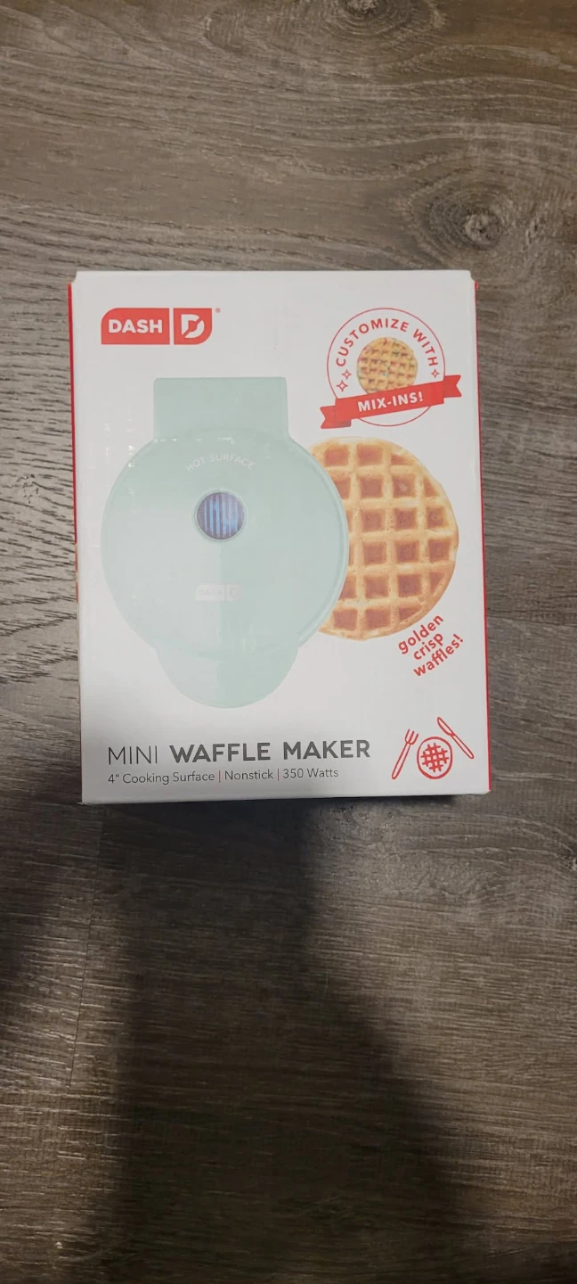 Dash Mini Waffle Maker - photo 2