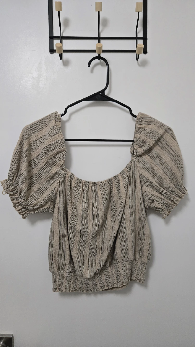 selling korean woman clothes - photo 2