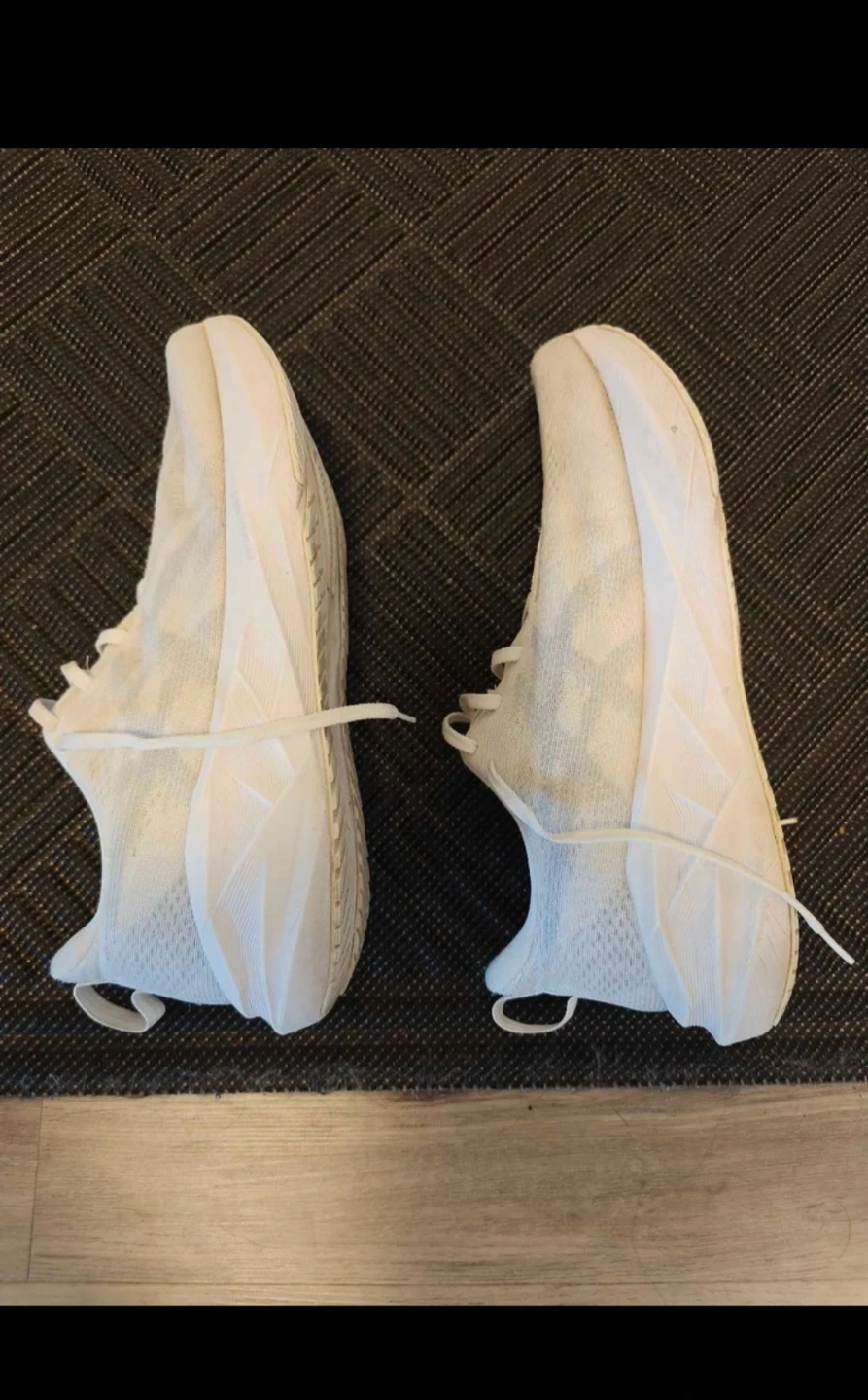 Asics Novablast 5 Running Shoes White - photo 5