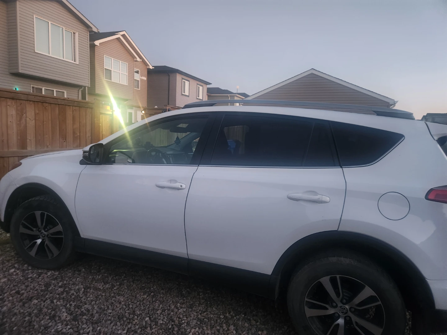 White Toyota RAV4 LE AWD - photo 4