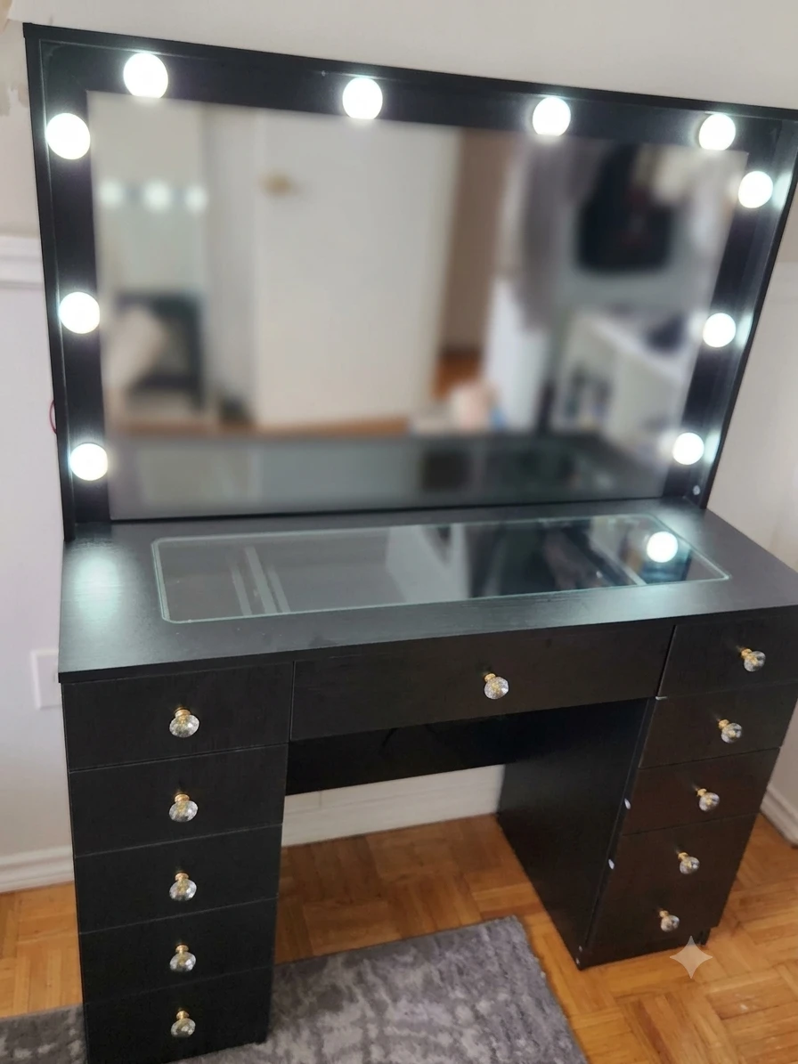 Makeup vanity - photo 3